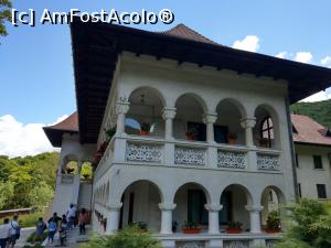 [P15] Mânăstirea de la Prislop. » foto by maryka
 - 
<span class="allrVoted glyphicon glyphicon-heart hidden" id="av1299776"></span>
<a class="m-l-10 hidden" id="sv1299776" onclick="voting_Foto_DelVot(,1299776,4346)" role="button">șterge vot <span class="glyphicon glyphicon-remove"></span></a>
<a id="v91299776" class=" c-red"  onclick="voting_Foto_SetVot(1299776)" role="button"><span class="glyphicon glyphicon-heart-empty"></span> <b>LIKE</b> = Votează poza</a> <img class="hidden"  id="f1299776W9" src="/imagini/loader.gif" border="0" /><span class="AjErrMes hidden" id="e1299776ErM"></span>