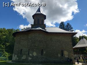 [P20] Biserica văzută de aproape, Prislop. » foto by maryka
 - 
<span class="allrVoted glyphicon glyphicon-heart hidden" id="av1299781"></span>
<a class="m-l-10 hidden" id="sv1299781" onclick="voting_Foto_DelVot(,1299781,4346)" role="button">șterge vot <span class="glyphicon glyphicon-remove"></span></a>
<a id="v91299781" class=" c-red"  onclick="voting_Foto_SetVot(1299781)" role="button"><span class="glyphicon glyphicon-heart-empty"></span> <b>LIKE</b> = Votează poza</a> <img class="hidden"  id="f1299781W9" src="/imagini/loader.gif" border="0" /><span class="AjErrMes hidden" id="e1299781ErM"></span>