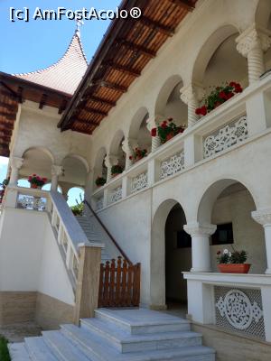 [P26] Mânăstirea Prislop, superbe clădiri. » foto by maryka
 - 
<span class="allrVoted glyphicon glyphicon-heart hidden" id="av1299787"></span>
<a class="m-l-10 hidden" id="sv1299787" onclick="voting_Foto_DelVot(,1299787,4346)" role="button">șterge vot <span class="glyphicon glyphicon-remove"></span></a>
<a id="v91299787" class=" c-red"  onclick="voting_Foto_SetVot(1299787)" role="button"><span class="glyphicon glyphicon-heart-empty"></span> <b>LIKE</b> = Votează poza</a> <img class="hidden"  id="f1299787W9" src="/imagini/loader.gif" border="0" /><span class="AjErrMes hidden" id="e1299787ErM"></span>