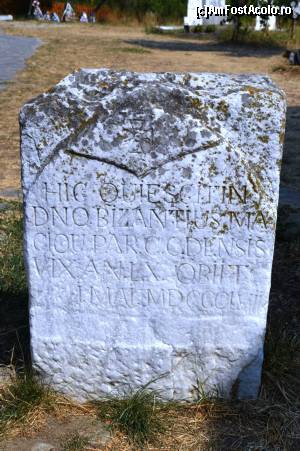 [P17] Biserica Densuș - piatră de la cetatea romană » foto by makuy*
 - 
<span class="allrVoted glyphicon glyphicon-heart hidden" id="av658713"></span>
<a class="m-l-10 hidden" id="sv658713" onclick="voting_Foto_DelVot(,658713,4346)" role="button">șterge vot <span class="glyphicon glyphicon-remove"></span></a>
<a id="v9658713" class=" c-red"  onclick="voting_Foto_SetVot(658713)" role="button"><span class="glyphicon glyphicon-heart-empty"></span> <b>LIKE</b> = Votează poza</a> <img class="hidden"  id="f658713W9" src="/imagini/loader.gif" border="0" /><span class="AjErrMes hidden" id="e658713ErM"></span>