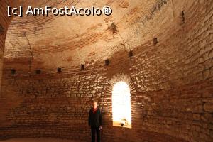 [P13] Mormântul Tracic Pomorie, Una din cele cinci nișe din peretele circular al Camerei Mormântului » foto by mprofeanu
 - 
<span class="allrVoted glyphicon glyphicon-heart hidden" id="av1208504"></span>
<a class="m-l-10 hidden" id="sv1208504" onclick="voting_Foto_DelVot(,1208504,4357)" role="button">șterge vot <span class="glyphicon glyphicon-remove"></span></a>
<a id="v91208504" class=" c-red"  onclick="voting_Foto_SetVot(1208504)" role="button"><span class="glyphicon glyphicon-heart-empty"></span> <b>LIKE</b> = Votează poza</a> <img class="hidden"  id="f1208504W9" src="/imagini/loader.gif" border="0" /><span class="AjErrMes hidden" id="e1208504ErM"></span>