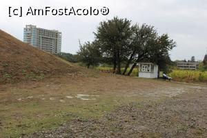 [P20] Mormântul Tracic Pomorie, Tumulul și chioșcul de bilete » foto by mprofeanu
 - 
<span class="allrVoted glyphicon glyphicon-heart hidden" id="av1208511"></span>
<a class="m-l-10 hidden" id="sv1208511" onclick="voting_Foto_DelVot(,1208511,4357)" role="button">șterge vot <span class="glyphicon glyphicon-remove"></span></a>
<a id="v91208511" class=" c-red"  onclick="voting_Foto_SetVot(1208511)" role="button"><span class="glyphicon glyphicon-heart-empty"></span> <b>LIKE</b> = Votează poza</a> <img class="hidden"  id="f1208511W9" src="/imagini/loader.gif" border="0" /><span class="AjErrMes hidden" id="e1208511ErM"></span>