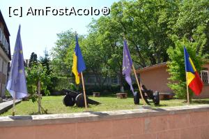 [P16] În curtea muzeului » foto by AZE
 - 
<span class="allrVoted glyphicon glyphicon-heart hidden" id="av981827"></span>
<a class="m-l-10 hidden" id="sv981827" onclick="voting_Foto_DelVot(,981827,4370)" role="button">șterge vot <span class="glyphicon glyphicon-remove"></span></a>
<a id="v9981827" class=" c-red"  onclick="voting_Foto_SetVot(981827)" role="button"><span class="glyphicon glyphicon-heart-empty"></span> <b>LIKE</b> = Votează poza</a> <img class="hidden"  id="f981827W9" src="/imagini/loader.gif" border="0" /><span class="AjErrMes hidden" id="e981827ErM"></span>