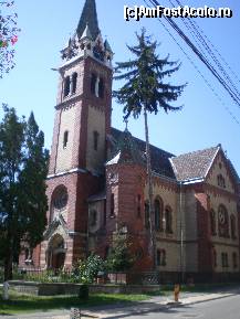 [P22] Biserica reformata din Deva, in apropiere de Pta Unirii. » foto by presario
 - 
<span class="allrVoted glyphicon glyphicon-heart hidden" id="av137445"></span>
<a class="m-l-10 hidden" id="sv137445" onclick="voting_Foto_DelVot(,137445,4370)" role="button">șterge vot <span class="glyphicon glyphicon-remove"></span></a>
<a id="v9137445" class=" c-red"  onclick="voting_Foto_SetVot(137445)" role="button"><span class="glyphicon glyphicon-heart-empty"></span> <b>LIKE</b> = Votează poza</a> <img class="hidden"  id="f137445W9" src="/imagini/loader.gif" border="0" /><span class="AjErrMes hidden" id="e137445ErM"></span>