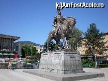 [P24] Statuia lui Decebal din fata casei de cultura din Deva.. » foto by presario
 - 
<span class="allrVoted glyphicon glyphicon-heart hidden" id="av137447"></span>
<a class="m-l-10 hidden" id="sv137447" onclick="voting_Foto_DelVot(,137447,4370)" role="button">șterge vot <span class="glyphicon glyphicon-remove"></span></a>
<a id="v9137447" class=" c-red"  onclick="voting_Foto_SetVot(137447)" role="button"><span class="glyphicon glyphicon-heart-empty"></span> <b>LIKE</b> = Votează poza</a> <img class="hidden"  id="f137447W9" src="/imagini/loader.gif" border="0" /><span class="AjErrMes hidden" id="e137447ErM"></span>