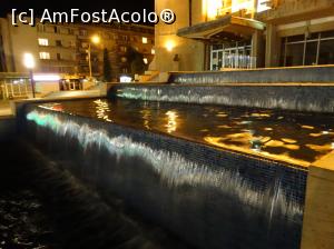 [P03] “Fântânile Cântãtoare” din centrul oraşului Deva. Cele trei mini-cascade prin care apa coboara in piscina de jos. » foto by vega06
 - 
<span class="allrVoted glyphicon glyphicon-heart hidden" id="av738091"></span>
<a class="m-l-10 hidden" id="sv738091" onclick="voting_Foto_DelVot(,738091,4370)" role="button">șterge vot <span class="glyphicon glyphicon-remove"></span></a>
<a id="v9738091" class=" c-red"  onclick="voting_Foto_SetVot(738091)" role="button"><span class="glyphicon glyphicon-heart-empty"></span> <b>LIKE</b> = Votează poza</a> <img class="hidden"  id="f738091W9" src="/imagini/loader.gif" border="0" /><span class="AjErrMes hidden" id="e738091ErM"></span>
