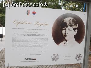 [P25] Expoziția <i>Copilăria Regelui</i> » foto by adso
 - 
<span class="allrVoted glyphicon glyphicon-heart hidden" id="av1249762"></span>
<a class="m-l-10 hidden" id="sv1249762" onclick="voting_Foto_DelVot(,1249762,4370)" role="button">șterge vot <span class="glyphicon glyphicon-remove"></span></a>
<a id="v91249762" class=" c-red"  onclick="voting_Foto_SetVot(1249762)" role="button"><span class="glyphicon glyphicon-heart-empty"></span> <b>LIKE</b> = Votează poza</a> <img class="hidden"  id="f1249762W9" src="/imagini/loader.gif" border="0" /><span class="AjErrMes hidden" id="e1249762ErM"></span>
