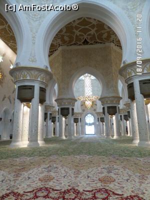 [P25] Sala principală de rugăciune » foto by Alina53
 - 
<span class="allrVoted glyphicon glyphicon-heart hidden" id="av800432"></span>
<a class="m-l-10 hidden" id="sv800432" onclick="voting_Foto_DelVot(,800432,4375)" role="button">șterge vot <span class="glyphicon glyphicon-remove"></span></a>
<a id="v9800432" class=" c-red"  onclick="voting_Foto_SetVot(800432)" role="button"><span class="glyphicon glyphicon-heart-empty"></span> <b>LIKE</b> = Votează poza</a> <img class="hidden"  id="f800432W9" src="/imagini/loader.gif" border="0" /><span class="AjErrMes hidden" id="e800432ErM"></span>