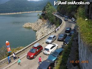 [P04] Barajul Vidraru - Aglomerație spre Transfăgărășan, cel mai înalt drum al României.  » foto by iulianic
 - 
<span class="allrVoted glyphicon glyphicon-heart hidden" id="av696320"></span>
<a class="m-l-10 hidden" id="sv696320" onclick="voting_Foto_DelVot(,696320,4399)" role="button">șterge vot <span class="glyphicon glyphicon-remove"></span></a>
<a id="v9696320" class=" c-red"  onclick="voting_Foto_SetVot(696320)" role="button"><span class="glyphicon glyphicon-heart-empty"></span> <b>LIKE</b> = Votează poza</a> <img class="hidden"  id="f696320W9" src="/imagini/loader.gif" border="0" /><span class="AjErrMes hidden" id="e696320ErM"></span>