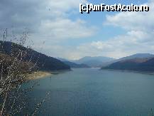 [P19] Lacul de acumulare Vidraru » foto by magdalena
 - 
<span class="allrVoted glyphicon glyphicon-heart hidden" id="av66815"></span>
<a class="m-l-10 hidden" id="sv66815" onclick="voting_Foto_DelVot(,66815,4399)" role="button">șterge vot <span class="glyphicon glyphicon-remove"></span></a>
<a id="v966815" class=" c-red"  onclick="voting_Foto_SetVot(66815)" role="button"><span class="glyphicon glyphicon-heart-empty"></span> <b>LIKE</b> = Votează poza</a> <img class="hidden"  id="f66815W9" src="/imagini/loader.gif" border="0" /><span class="AjErrMes hidden" id="e66815ErM"></span>