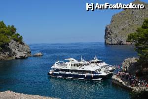 [P01] La Calobra - zona de imbarcare spre portul Soller » foto by marmin
 - 
<span class="allrVoted glyphicon glyphicon-heart hidden" id="av474956"></span>
<a class="m-l-10 hidden" id="sv474956" onclick="voting_Foto_DelVot(,474956,4407)" role="button">șterge vot <span class="glyphicon glyphicon-remove"></span></a>
<a id="v9474956" class=" c-red"  onclick="voting_Foto_SetVot(474956)" role="button"><span class="glyphicon glyphicon-heart-empty"></span> <b>LIKE</b> = Votează poza</a> <img class="hidden"  id="f474956W9" src="/imagini/loader.gif" border="0" /><span class="AjErrMes hidden" id="e474956ErM"></span>