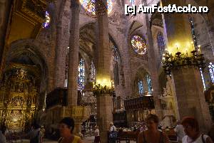 [P18] Interior catedrala din Palma » foto by marmin
 - 
<span class="allrVoted glyphicon glyphicon-heart hidden" id="av475011"></span>
<a class="m-l-10 hidden" id="sv475011" onclick="voting_Foto_DelVot(,475011,4407)" role="button">șterge vot <span class="glyphicon glyphicon-remove"></span></a>
<a id="v9475011" class=" c-red"  onclick="voting_Foto_SetVot(475011)" role="button"><span class="glyphicon glyphicon-heart-empty"></span> <b>LIKE</b> = Votează poza</a> <img class="hidden"  id="f475011W9" src="/imagini/loader.gif" border="0" /><span class="AjErrMes hidden" id="e475011ErM"></span>