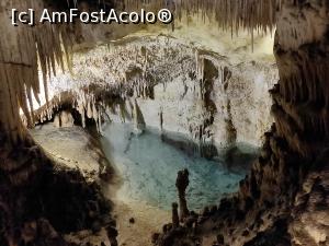 [P18] Cuevas del Drac » foto by crismis
 - 
<span class="allrVoted glyphicon glyphicon-heart hidden" id="av1374863"></span>
<a class="m-l-10 hidden" id="sv1374863" onclick="voting_Foto_DelVot(,1374863,4407)" role="button">șterge vot <span class="glyphicon glyphicon-remove"></span></a>
<a id="v91374863" class=" c-red"  onclick="voting_Foto_SetVot(1374863)" role="button"><span class="glyphicon glyphicon-heart-empty"></span> <b>LIKE</b> = Votează poza</a> <img class="hidden"  id="f1374863W9" src="/imagini/loader.gif" border="0" /><span class="AjErrMes hidden" id="e1374863ErM"></span>