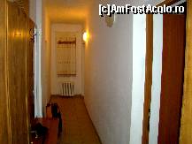 [P01] Pens. Alex - Holul apartamentului. In dreapta usile care dau in camere, in stanga usa spre grupul sanitar » foto by Visan125
 - 
<span class="allrVoted glyphicon glyphicon-heart hidden" id="av134515"></span>
<a class="m-l-10 hidden" id="sv134515" onclick="voting_Foto_DelVot(,134515,4408)" role="button">șterge vot <span class="glyphicon glyphicon-remove"></span></a>
<a id="v9134515" class=" c-red"  onclick="voting_Foto_SetVot(134515)" role="button"><span class="glyphicon glyphicon-heart-empty"></span> <b>LIKE</b> = Votează poza</a> <img class="hidden"  id="f134515W9" src="/imagini/loader.gif" border="0" /><span class="AjErrMes hidden" id="e134515ErM"></span>