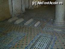 [P09] Marrakech - Mormintele saadite. » foto by iulianic
 - 
<span class="allrVoted glyphicon glyphicon-heart hidden" id="av297399"></span>
<a class="m-l-10 hidden" id="sv297399" onclick="voting_Foto_DelVot(,297399,4416)" role="button">șterge vot <span class="glyphicon glyphicon-remove"></span></a>
<a id="v9297399" class=" c-red"  onclick="voting_Foto_SetVot(297399)" role="button"><span class="glyphicon glyphicon-heart-empty"></span> <b>LIKE</b> = Votează poza</a> <img class="hidden"  id="f297399W9" src="/imagini/loader.gif" border="0" /><span class="AjErrMes hidden" id="e297399ErM"></span>