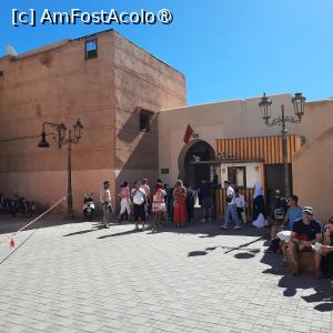 [P40] Marrakech, Les Tombeaux Saadiens (Mormintele Saabatiene), lume multă pentru sfâșit de octombrie și era ora prânzului... » foto by mprofeanu
 - 
<span class="allrVoted glyphicon glyphicon-heart hidden" id="av1474824"></span>
<a class="m-l-10 hidden" id="sv1474824" onclick="voting_Foto_DelVot(,1474824,4416)" role="button">șterge vot <span class="glyphicon glyphicon-remove"></span></a>
<a id="v91474824" class=" c-red"  onclick="voting_Foto_SetVot(1474824)" role="button"><span class="glyphicon glyphicon-heart-empty"></span> <b>LIKE</b> = Votează poza</a> <img class="hidden"  id="f1474824W9" src="/imagini/loader.gif" border="0" /><span class="AjErrMes hidden" id="e1474824ErM"></span>