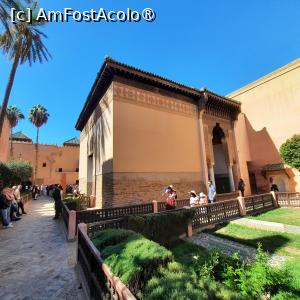 [P42] Marrakech, Les Tombeaux Saadiens, Sanctuarul Estic » foto by mprofeanu
 - 
<span class="allrVoted glyphicon glyphicon-heart hidden" id="av1474826"></span>
<a class="m-l-10 hidden" id="sv1474826" onclick="voting_Foto_DelVot(,1474826,4416)" role="button">șterge vot <span class="glyphicon glyphicon-remove"></span></a>
<a id="v91474826" class=" c-red"  onclick="voting_Foto_SetVot(1474826)" role="button"><span class="glyphicon glyphicon-heart-empty"></span> <b>LIKE</b> = Votează poza</a> <img class="hidden"  id="f1474826W9" src="/imagini/loader.gif" border="0" /><span class="AjErrMes hidden" id="e1474826ErM"></span>