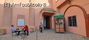 [P74] Muzeul Marrakech, casa de bilete în curte » foto by irinad
 - 
<span class="allrVoted glyphicon glyphicon-heart hidden" id="av1509099"></span>
<a class="m-l-10 hidden" id="sv1509099" onclick="voting_Foto_DelVot(,1509099,4416)" role="button">șterge vot <span class="glyphicon glyphicon-remove"></span></a>
<a id="v91509099" class=" c-red"  onclick="voting_Foto_SetVot(1509099)" role="button"><span class="glyphicon glyphicon-heart-empty"></span> <b>LIKE</b> = Votează poza</a> <img class="hidden"  id="f1509099W9" src="/imagini/loader.gif" border="0" /><span class="AjErrMes hidden" id="e1509099ErM"></span>