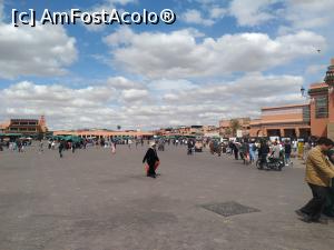 [P31] <strong>Piata Jemaa el-Fnaa</strong> » foto by geani anto
 - 
<span class="allrVoted glyphicon glyphicon-heart hidden" id="av1296691"></span>
<a class="m-l-10 hidden" id="sv1296691" onclick="voting_Foto_DelVot(,1296691,4416)" role="button">șterge vot <span class="glyphicon glyphicon-remove"></span></a>
<a id="v91296691" class=" c-red"  onclick="voting_Foto_SetVot(1296691)" role="button"><span class="glyphicon glyphicon-heart-empty"></span> <b>LIKE</b> = Votează poza</a> <img class="hidden"  id="f1296691W9" src="/imagini/loader.gif" border="0" /><span class="AjErrMes hidden" id="e1296691ErM"></span>