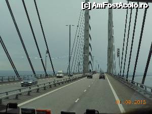 [P02] Podul Øresund - Podul care leagă Suedia de Danemarca.  » foto by iulianic
 - 
<span class="allrVoted glyphicon glyphicon-heart hidden" id="av488133"></span>
<a class="m-l-10 hidden" id="sv488133" onclick="voting_Foto_DelVot(,488133,4424)" role="button">șterge vot <span class="glyphicon glyphicon-remove"></span></a>
<a id="v9488133" class=" c-red"  onclick="voting_Foto_SetVot(488133)" role="button"><span class="glyphicon glyphicon-heart-empty"></span> <b>LIKE</b> = Votează poza</a> <img class="hidden"  id="f488133W9" src="/imagini/loader.gif" border="0" /><span class="AjErrMes hidden" id="e488133ErM"></span>