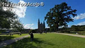 [P44] Copenhaga - castelul Rosenborg » foto by Dragoș_MD
 - 
<span class="allrVoted glyphicon glyphicon-heart hidden" id="av1512562"></span>
<a class="m-l-10 hidden" id="sv1512562" onclick="voting_Foto_DelVot(,1512562,4424)" role="button">șterge vot <span class="glyphicon glyphicon-remove"></span></a>
<a id="v91512562" class=" c-red"  onclick="voting_Foto_SetVot(1512562)" role="button"><span class="glyphicon glyphicon-heart-empty"></span> <b>LIKE</b> = Votează poza</a> <img class="hidden"  id="f1512562W9" src="/imagini/loader.gif" border="0" /><span class="AjErrMes hidden" id="e1512562ErM"></span>