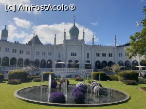 [P01] Copenhaga, parcul Tivoli » foto by sunflower
 - 
<span class="allrVoted glyphicon glyphicon-heart hidden" id="av1415635"></span>
<a class="m-l-10 hidden" id="sv1415635" onclick="voting_Foto_DelVot(,1415635,4424)" role="button">șterge vot <span class="glyphicon glyphicon-remove"></span></a>
<a id="v91415635" class=" c-red"  onclick="voting_Foto_SetVot(1415635)" role="button"><span class="glyphicon glyphicon-heart-empty"></span> <b>LIKE</b> = Votează poza</a> <img class="hidden"  id="f1415635W9" src="/imagini/loader.gif" border="0" /><span class="AjErrMes hidden" id="e1415635ErM"></span>