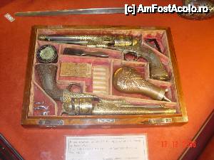 [P54] Un set de revolvere, expuse la Rosenborg, primite de Regele Frederick VII de la Președintele Lincoln » foto by abancor
 - 
<span class="allrVoted glyphicon glyphicon-heart hidden" id="av417598"></span>
<a class="m-l-10 hidden" id="sv417598" onclick="voting_Foto_DelVot(,417598,4424)" role="button">șterge vot <span class="glyphicon glyphicon-remove"></span></a>
<a id="v9417598" class=" c-red"  onclick="voting_Foto_SetVot(417598)" role="button"><span class="glyphicon glyphicon-heart-empty"></span> <b>LIKE</b> = Votează poza</a> <img class="hidden"  id="f417598W9" src="/imagini/loader.gif" border="0" /><span class="AjErrMes hidden" id="e417598ErM"></span>