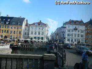 [P09] Cladiri vechi, insirate ca margelele de-a lungul unui canal si un alt pod, in Copenhaga » foto by ileanaxperta*
 - 
<span class="allrVoted glyphicon glyphicon-heart hidden" id="av601558"></span>
<a class="m-l-10 hidden" id="sv601558" onclick="voting_Foto_DelVot(,601558,4424)" role="button">șterge vot <span class="glyphicon glyphicon-remove"></span></a>
<a id="v9601558" class=" c-red"  onclick="voting_Foto_SetVot(601558)" role="button"><span class="glyphicon glyphicon-heart-empty"></span> <b>LIKE</b> = Votează poza</a> <img class="hidden"  id="f601558W9" src="/imagini/loader.gif" border="0" /><span class="AjErrMes hidden" id="e601558ErM"></span>