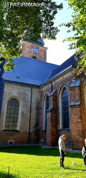 [P11] Biserica Sfântului Duh » foto by gettyy
 - 
<span class="allrVoted glyphicon glyphicon-heart hidden" id="av1159626"></span>
<a class="m-l-10 hidden" id="sv1159626" onclick="voting_Foto_DelVot(,1159626,4424)" role="button">șterge vot <span class="glyphicon glyphicon-remove"></span></a>
<a id="v91159626" class=" c-red"  onclick="voting_Foto_SetVot(1159626)" role="button"><span class="glyphicon glyphicon-heart-empty"></span> <b>LIKE</b> = Votează poza</a> <img class="hidden"  id="f1159626W9" src="/imagini/loader.gif" border="0" /><span class="AjErrMes hidden" id="e1159626ErM"></span>