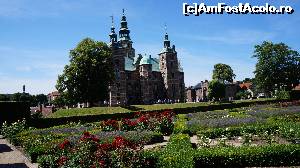 [P06] Palatul Rosenborg, Copenhaga » foto by GIN2015*
 - 
<span class="allrVoted glyphicon glyphicon-heart hidden" id="av660140"></span>
<a class="m-l-10 hidden" id="sv660140" onclick="voting_Foto_DelVot(,660140,4424)" role="button">șterge vot <span class="glyphicon glyphicon-remove"></span></a>
<a id="v9660140" class=" c-red"  onclick="voting_Foto_SetVot(660140)" role="button"><span class="glyphicon glyphicon-heart-empty"></span> <b>LIKE</b> = Votează poza</a> <img class="hidden"  id="f660140W9" src="/imagini/loader.gif" border="0" /><span class="AjErrMes hidden" id="e660140ErM"></span>