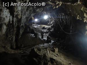 [P17] Lumina palidă din peșteră sporește senzația de mister a acestei cavități.  » foto by Floryn81
 - 
<span class="allrVoted glyphicon glyphicon-heart hidden" id="av931703"></span>
<a class="m-l-10 hidden" id="sv931703" onclick="voting_Foto_DelVot(,931703,4440)" role="button">șterge vot <span class="glyphicon glyphicon-remove"></span></a>
<a id="v9931703" class=" c-red"  onclick="voting_Foto_SetVot(931703)" role="button"><span class="glyphicon glyphicon-heart-empty"></span> <b>LIKE</b> = Votează poza</a> <img class="hidden"  id="f931703W9" src="/imagini/loader.gif" border="0" /><span class="AjErrMes hidden" id="e931703ErM"></span>