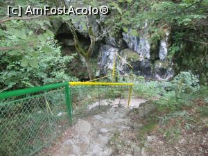 [P27] Am coborât către o platformă amenajată mai aproape de albia Oltețului.  » foto by Floryn81
 - 
<span class="allrVoted glyphicon glyphicon-heart hidden" id="av931713"></span>
<a class="m-l-10 hidden" id="sv931713" onclick="voting_Foto_DelVot(,931713,4440)" role="button">șterge vot <span class="glyphicon glyphicon-remove"></span></a>
<a id="v9931713" class=" c-red"  onclick="voting_Foto_SetVot(931713)" role="button"><span class="glyphicon glyphicon-heart-empty"></span> <b>LIKE</b> = Votează poza</a> <img class="hidden"  id="f931713W9" src="/imagini/loader.gif" border="0" /><span class="AjErrMes hidden" id="e931713ErM"></span>
