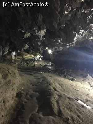 [P22] Hai-hui, prin peșteră » foto by Yersinia Pestis
 - 
<span class="allrVoted glyphicon glyphicon-heart hidden" id="av902751"></span>
<a class="m-l-10 hidden" id="sv902751" onclick="voting_Foto_DelVot(,902751,4440)" role="button">șterge vot <span class="glyphicon glyphicon-remove"></span></a>
<a id="v9902751" class=" c-red"  onclick="voting_Foto_SetVot(902751)" role="button"><span class="glyphicon glyphicon-heart-empty"></span> <b>LIKE</b> = Votează poza</a> <img class="hidden"  id="f902751W9" src="/imagini/loader.gif" border="0" /><span class="AjErrMes hidden" id="e902751ErM"></span>