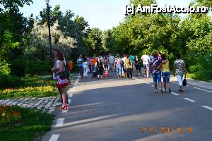 [P10] In weekend faleza este foarte circulata » foto by mirmicu
 - 
<span class="allrVoted glyphicon glyphicon-heart hidden" id="av442043"></span>
<a class="m-l-10 hidden" id="sv442043" onclick="voting_Foto_DelVot(,442043,4457)" role="button">șterge vot <span class="glyphicon glyphicon-remove"></span></a>
<a id="v9442043" class=" c-red"  onclick="voting_Foto_SetVot(442043)" role="button"><span class="glyphicon glyphicon-heart-empty"></span> <b>LIKE</b> = Votează poza</a> <img class="hidden"  id="f442043W9" src="/imagini/loader.gif" border="0" /><span class="AjErrMes hidden" id="e442043ErM"></span>