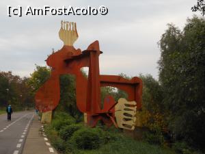 [P14] Galați - Faleza Dunării la Galați. » foto by iulianic
 - 
<span class="allrVoted glyphicon glyphicon-heart hidden" id="av1197800"></span>
<a class="m-l-10 hidden" id="sv1197800" onclick="voting_Foto_DelVot(,1197800,4457)" role="button">șterge vot <span class="glyphicon glyphicon-remove"></span></a>
<a id="v91197800" class=" c-red"  onclick="voting_Foto_SetVot(1197800)" role="button"><span class="glyphicon glyphicon-heart-empty"></span> <b>LIKE</b> = Votează poza</a> <img class="hidden"  id="f1197800W9" src="/imagini/loader.gif" border="0" /><span class="AjErrMes hidden" id="e1197800ErM"></span>