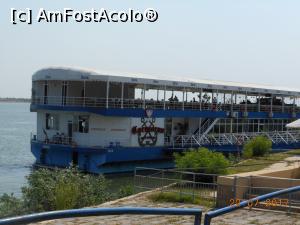 [P17] Galați - Restaurantul plutitor Cormoran.  » foto by iulianic
 - 
<span class="allrVoted glyphicon glyphicon-heart hidden" id="av883618"></span>
<a class="m-l-10 hidden" id="sv883618" onclick="voting_Foto_DelVot(,883618,4457)" role="button">șterge vot <span class="glyphicon glyphicon-remove"></span></a>
<a id="v9883618" class=" c-red"  onclick="voting_Foto_SetVot(883618)" role="button"><span class="glyphicon glyphicon-heart-empty"></span> <b>LIKE</b> = Votează poza</a> <img class="hidden"  id="f883618W9" src="/imagini/loader.gif" border="0" /><span class="AjErrMes hidden" id="e883618ErM"></span>