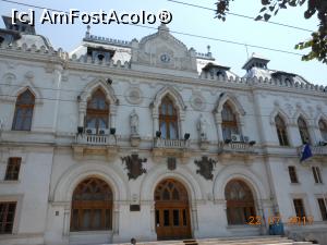 [P41] Galați - Palatul Prefecturii.  » foto by iulianic
 - 
<span class="allrVoted glyphicon glyphicon-heart hidden" id="av883652"></span>
<a class="m-l-10 hidden" id="sv883652" onclick="voting_Foto_DelVot(,883652,4457)" role="button">șterge vot <span class="glyphicon glyphicon-remove"></span></a>
<a id="v9883652" class=" c-red"  onclick="voting_Foto_SetVot(883652)" role="button"><span class="glyphicon glyphicon-heart-empty"></span> <b>LIKE</b> = Votează poza</a> <img class="hidden"  id="f883652W9" src="/imagini/loader.gif" border="0" /><span class="AjErrMes hidden" id="e883652ErM"></span>