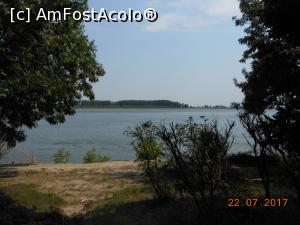 [P47] Galați - Faleza Dunării.  » foto by iulianic
 - 
<span class="allrVoted glyphicon glyphicon-heart hidden" id="av883659"></span>
<a class="m-l-10 hidden" id="sv883659" onclick="voting_Foto_DelVot(,883659,4457)" role="button">șterge vot <span class="glyphicon glyphicon-remove"></span></a>
<a id="v9883659" class=" c-red"  onclick="voting_Foto_SetVot(883659)" role="button"><span class="glyphicon glyphicon-heart-empty"></span> <b>LIKE</b> = Votează poza</a> <img class="hidden"  id="f883659W9" src="/imagini/loader.gif" border="0" /><span class="AjErrMes hidden" id="e883659ErM"></span>