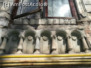 [P25] Casa unde a funcționat Regimentul 3 Jandarmi, detaliu » foto by crismis
 - 
<span class="allrVoted glyphicon glyphicon-heart hidden" id="av844006"></span>
<a class="m-l-10 hidden" id="sv844006" onclick="voting_Foto_DelVot(,844006,4457)" role="button">șterge vot <span class="glyphicon glyphicon-remove"></span></a>
<a id="v9844006" class=" c-red"  onclick="voting_Foto_SetVot(844006)" role="button"><span class="glyphicon glyphicon-heart-empty"></span> <b>LIKE</b> = Votează poza</a> <img class="hidden"  id="f844006W9" src="/imagini/loader.gif" border="0" /><span class="AjErrMes hidden" id="e844006ErM"></span>