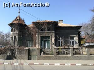 [P34] Casa Gen. Cotruț » foto by crismis
 - 
<span class="allrVoted glyphicon glyphicon-heart hidden" id="av844015"></span>
<a class="m-l-10 hidden" id="sv844015" onclick="voting_Foto_DelVot(,844015,4457)" role="button">șterge vot <span class="glyphicon glyphicon-remove"></span></a>
<a id="v9844015" class=" c-red"  onclick="voting_Foto_SetVot(844015)" role="button"><span class="glyphicon glyphicon-heart-empty"></span> <b>LIKE</b> = Votează poza</a> <img class="hidden"  id="f844015W9" src="/imagini/loader.gif" border="0" /><span class="AjErrMes hidden" id="e844015ErM"></span>