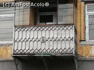 [P41] Balconul Casei Irimia Melinte, cu inițialele proprietarului și anul construcției, 1880 » foto by crismis
 - 
<span class="allrVoted glyphicon glyphicon-heart hidden" id="av844022"></span>
<a class="m-l-10 hidden" id="sv844022" onclick="voting_Foto_DelVot(,844022,4457)" role="button">șterge vot <span class="glyphicon glyphicon-remove"></span></a>
<a id="v9844022" class=" c-red"  onclick="voting_Foto_SetVot(844022)" role="button"><span class="glyphicon glyphicon-heart-empty"></span> <b>LIKE</b> = Votează poza</a> <img class="hidden"  id="f844022W9" src="/imagini/loader.gif" border="0" /><span class="AjErrMes hidden" id="e844022ErM"></span>
