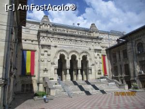 [P34] Superba clădire a Universității. » foto by puiutea
 - 
<span class="allrVoted glyphicon glyphicon-heart hidden" id="av1306508"></span>
<a class="m-l-10 hidden" id="sv1306508" onclick="voting_Foto_DelVot(,1306508,4457)" role="button">șterge vot <span class="glyphicon glyphicon-remove"></span></a>
<a id="v91306508" class=" c-red"  onclick="voting_Foto_SetVot(1306508)" role="button"><span class="glyphicon glyphicon-heart-empty"></span> <b>LIKE</b> = Votează poza</a> <img class="hidden"  id="f1306508W9" src="/imagini/loader.gif" border="0" /><span class="AjErrMes hidden" id="e1306508ErM"></span>