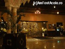 [P04] Intrarea la hotel, in dreapta se afla un automat de schimb valutar. » foto by rentea
 - 
<span class="allrVoted glyphicon glyphicon-heart hidden" id="av117196"></span>
<a class="m-l-10 hidden" id="sv117196" onclick="voting_Foto_DelVot(,117196,4459)" role="button">șterge vot <span class="glyphicon glyphicon-remove"></span></a>
<a id="v9117196" class=" c-red"  onclick="voting_Foto_SetVot(117196)" role="button"><span class="glyphicon glyphicon-heart-empty"></span> <b>LIKE</b> = Votează poza</a> <img class="hidden"  id="f117196W9" src="/imagini/loader.gif" border="0" /><span class="AjErrMes hidden" id="e117196ErM"></span>