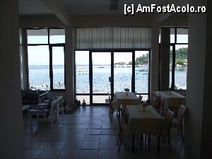 [P01] sala de mese-vedere spre portul vechi » foto by dragos1985
 - 
<span class="allrVoted glyphicon glyphicon-heart hidden" id="av345012"></span>
<a class="m-l-10 hidden" id="sv345012" onclick="voting_Foto_DelVot(,345012,4460)" role="button">șterge vot <span class="glyphicon glyphicon-remove"></span></a>
<a id="v9345012" class=" c-red"  onclick="voting_Foto_SetVot(345012)" role="button"><span class="glyphicon glyphicon-heart-empty"></span> <b>LIKE</b> = Votează poza</a> <img class="hidden"  id="f345012W9" src="/imagini/loader.gif" border="0" /><span class="AjErrMes hidden" id="e345012ErM"></span>
