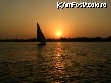 [P02] Apus de soare pe Nil cu felucca » foto by Pami*
 - 
<span class="allrVoted glyphicon glyphicon-heart hidden" id="av39906"></span>
<a class="m-l-10 hidden" id="sv39906" onclick="voting_Foto_DelVot(,39906,4483)" role="button">șterge vot <span class="glyphicon glyphicon-remove"></span></a>
<a id="v939906" class=" c-red"  onclick="voting_Foto_SetVot(39906)" role="button"><span class="glyphicon glyphicon-heart-empty"></span> <b>LIKE</b> = Votează poza</a> <img class="hidden"  id="f39906W9" src="/imagini/loader.gif" border="0" /><span class="AjErrMes hidden" id="e39906ErM"></span>