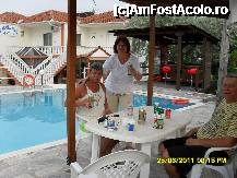 [P27] noi la piscina, seara, relaxandu-ne dupa o plimbare buna. » foto by adryana
 - 
<span class="allrVoted glyphicon glyphicon-heart hidden" id="av233452"></span>
<a class="m-l-10 hidden" id="sv233452" onclick="voting_Foto_DelVot(,233452,4484)" role="button">șterge vot <span class="glyphicon glyphicon-remove"></span></a>
<a id="v9233452" class=" c-red"  onclick="voting_Foto_SetVot(233452)" role="button"><span class="glyphicon glyphicon-heart-empty"></span> <b>LIKE</b> = Votează poza</a> <img class="hidden"  id="f233452W9" src="/imagini/loader.gif" border="0" /><span class="AjErrMes hidden" id="e233452ErM"></span>