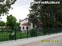 [P54] biserica pe langa care am trecut, se afla langa LIDL. » foto by adryana
 - 
<span class="allrVoted glyphicon glyphicon-heart hidden" id="av233500"></span>
<a class="m-l-10 hidden" id="sv233500" onclick="voting_Foto_DelVot(,233500,4484)" role="button">șterge vot <span class="glyphicon glyphicon-remove"></span></a>
<a id="v9233500" class=" c-red"  onclick="voting_Foto_SetVot(233500)" role="button"><span class="glyphicon glyphicon-heart-empty"></span> <b>LIKE</b> = Votează poza</a> <img class="hidden"  id="f233500W9" src="/imagini/loader.gif" border="0" /><span class="AjErrMes hidden" id="e233500ErM"></span>