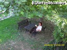 [P57] dimineata, in ziua plecarii spre tara, stand sub stejar si sorbindu-mi cafeluta. » foto by adryana
 - 
<span class="allrVoted glyphicon glyphicon-heart hidden" id="av233506"></span>
<a class="m-l-10 hidden" id="sv233506" onclick="voting_Foto_DelVot(,233506,4484)" role="button">șterge vot <span class="glyphicon glyphicon-remove"></span></a>
<a id="v9233506" class=" c-red"  onclick="voting_Foto_SetVot(233506)" role="button"><span class="glyphicon glyphicon-heart-empty"></span> <b>LIKE</b> = Votează poza</a> <img class="hidden"  id="f233506W9" src="/imagini/loader.gif" border="0" /><span class="AjErrMes hidden" id="e233506ErM"></span>