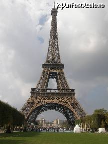 [P14] Tour Eiffel. Si visul a devenit realitate. Sunt linga el. Merita sa urci pina la etajul 3 si sa vezi minunatiile Parisului. Eu am fost si nu regret nimic. » foto by CCRRIISSYY
 - 
<span class="allrVoted glyphicon glyphicon-heart hidden" id="av40309"></span>
<a class="m-l-10 hidden" id="sv40309" onclick="voting_Foto_DelVot(,40309,4508)" role="button">șterge vot <span class="glyphicon glyphicon-remove"></span></a>
<a id="v940309" class=" c-red"  onclick="voting_Foto_SetVot(40309)" role="button"><span class="glyphicon glyphicon-heart-empty"></span> <b>LIKE</b> = Votează poza</a> <img class="hidden"  id="f40309W9" src="/imagini/loader.gif" border="0" /><span class="AjErrMes hidden" id="e40309ErM"></span>