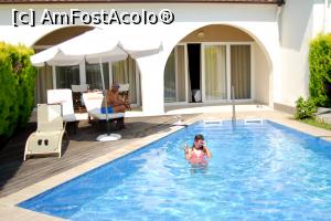 [P01] Private Pool » foto by narcisaursu
 - 
<span class="allrVoted glyphicon glyphicon-heart hidden" id="av770350"></span>
<a class="m-l-10 hidden" id="sv770350" onclick="voting_Foto_DelVot(,770350,4512)" role="button">șterge vot <span class="glyphicon glyphicon-remove"></span></a>
<a id="v9770350" class=" c-red"  onclick="voting_Foto_SetVot(770350)" role="button"><span class="glyphicon glyphicon-heart-empty"></span> <b>LIKE</b> = Votează poza</a> <img class="hidden"  id="f770350W9" src="/imagini/loader.gif" border="0" /><span class="AjErrMes hidden" id="e770350ErM"></span>